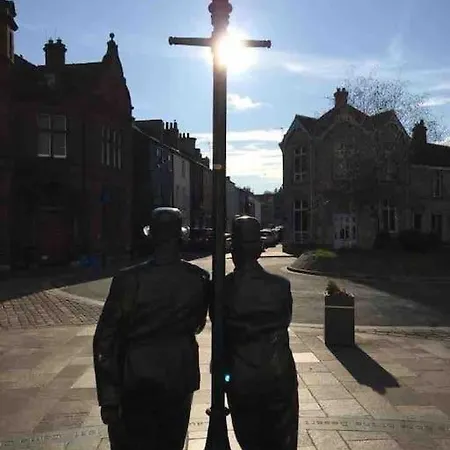 Stunning 3 Bedroom Penthouse In Center 公寓