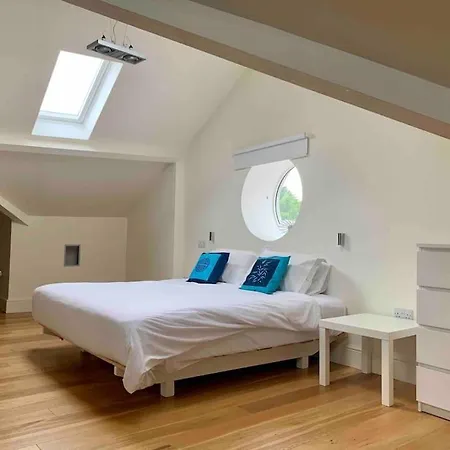 公寓 Stunning 3 Bedroom Penthouse In Center *