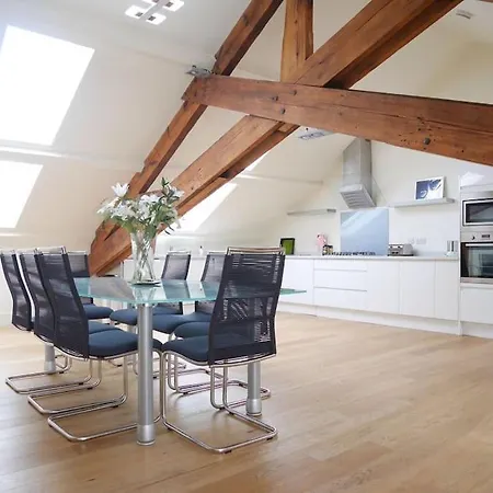 Apartment Stunning 3 Bedroom Penthouse In Center
